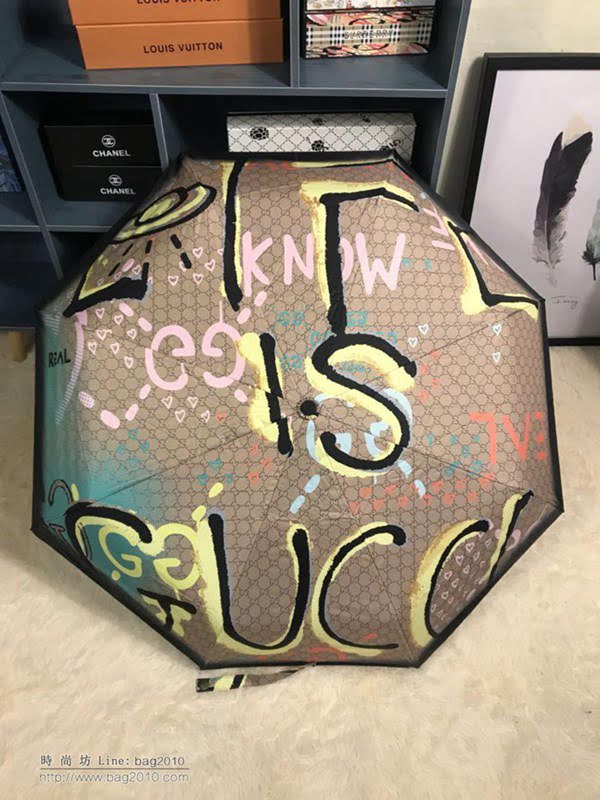 GUCCI古馳傘 時尚單品 抽象字母 驚豔款 亞太專櫃最新款 全自動UV晴雨傘 防曬隔熱 防紫外線  zm1071